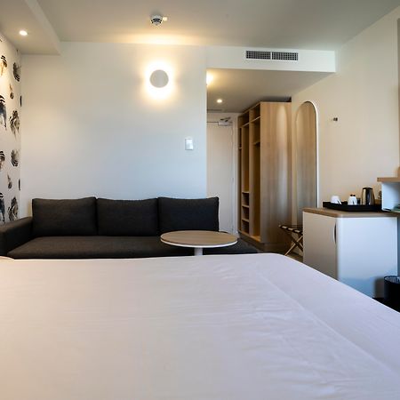 Holiday Inn Perpignan, An Ihg Hotel מראה חיצוני תמונה