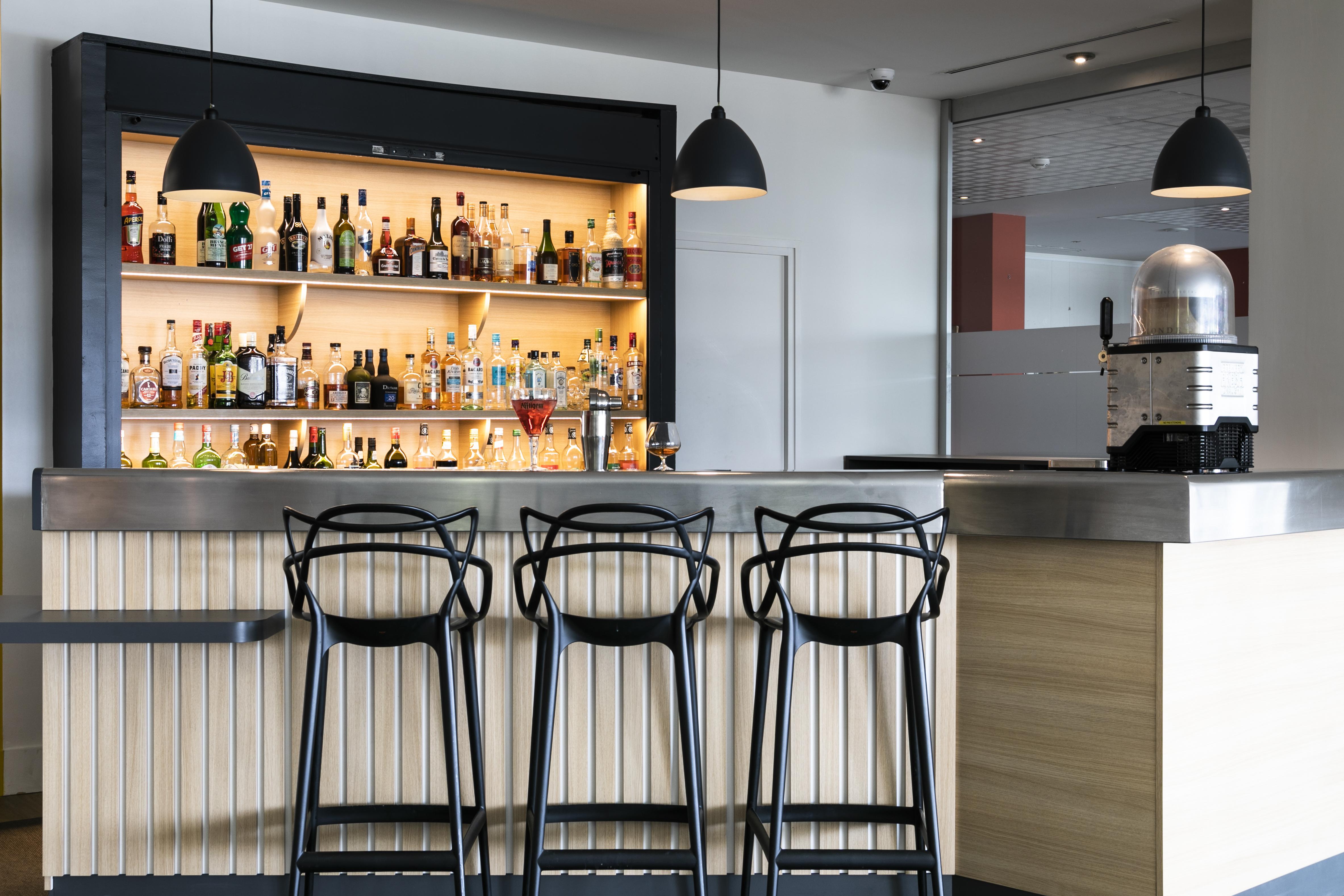 Holiday Inn Perpignan, An Ihg Hotel מראה חיצוני תמונה