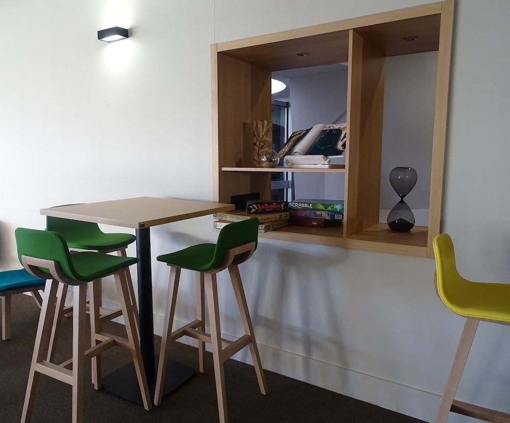 Holiday Inn Perpignan, An Ihg Hotel מראה חיצוני תמונה