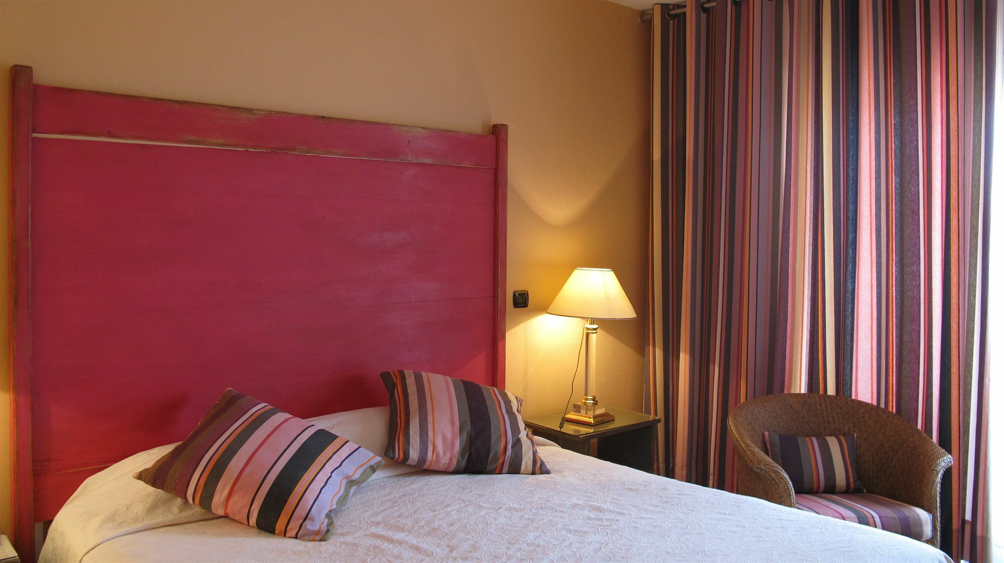 Holiday Inn Perpignan, An Ihg Hotel מראה חיצוני תמונה